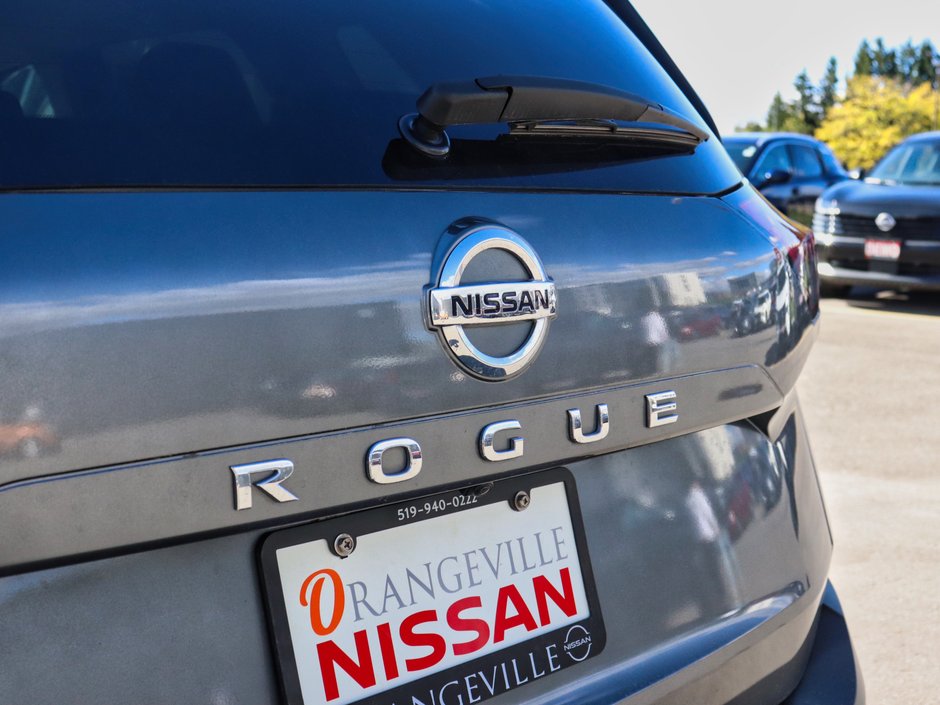 2021 Nissan Rogue S-18