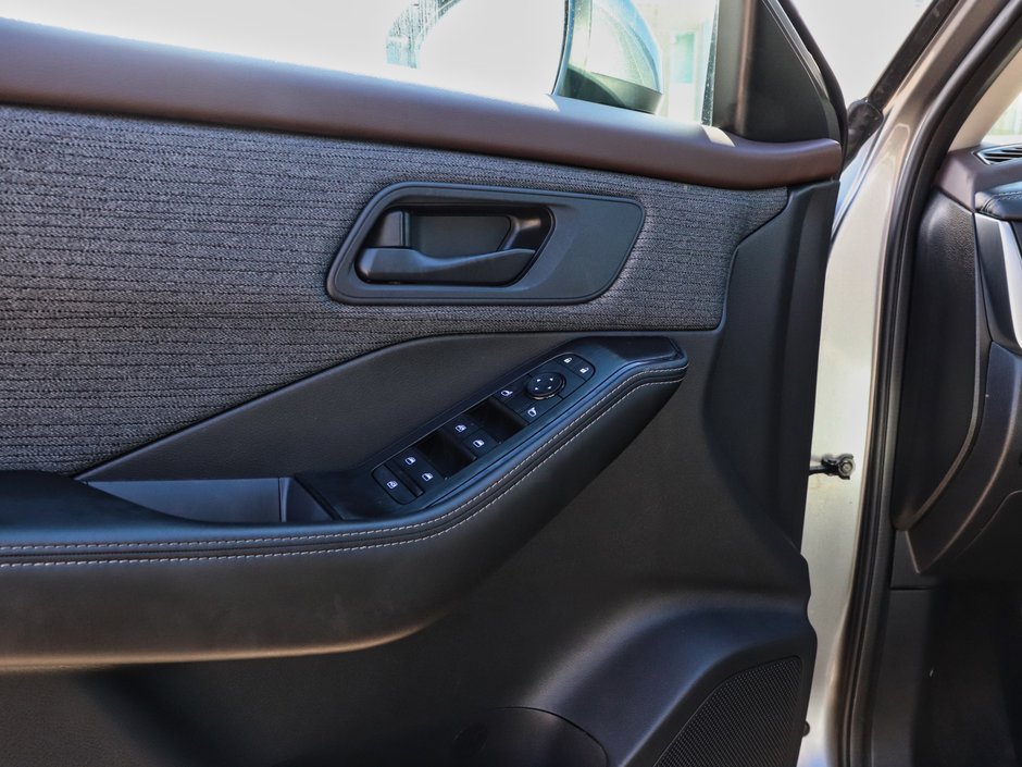 2021 Nissan Rogue S-6