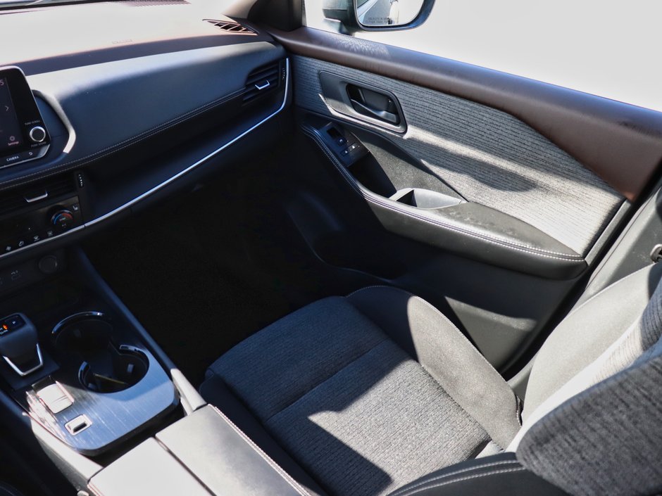 2021 Nissan Rogue S-14