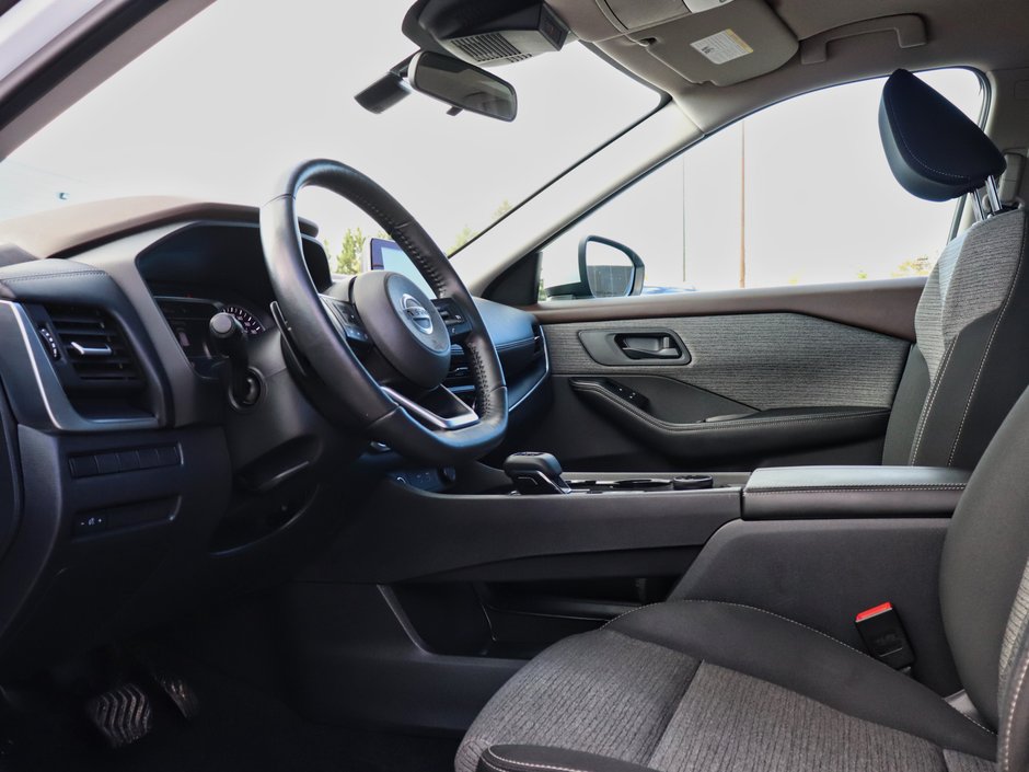 2021 Nissan Rogue S-8
