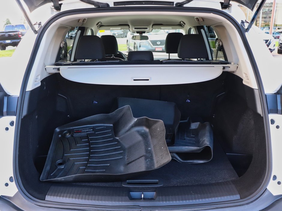 2021 Nissan Rogue S-17