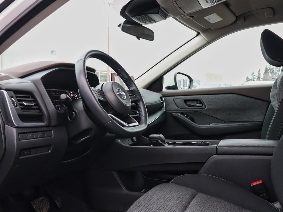 2022 Nissan Rogue S-7