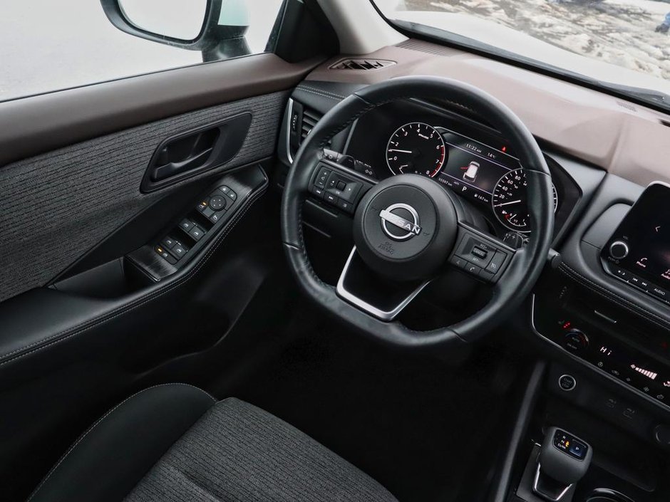 2022 Nissan Rogue S-12