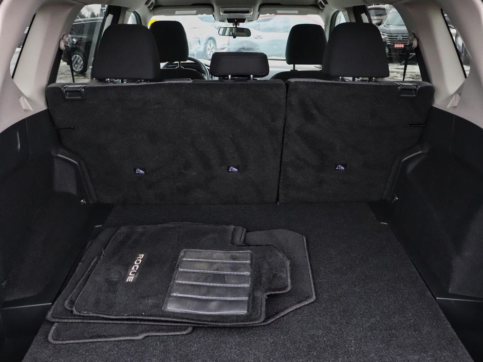 2022 Nissan Rogue S-17