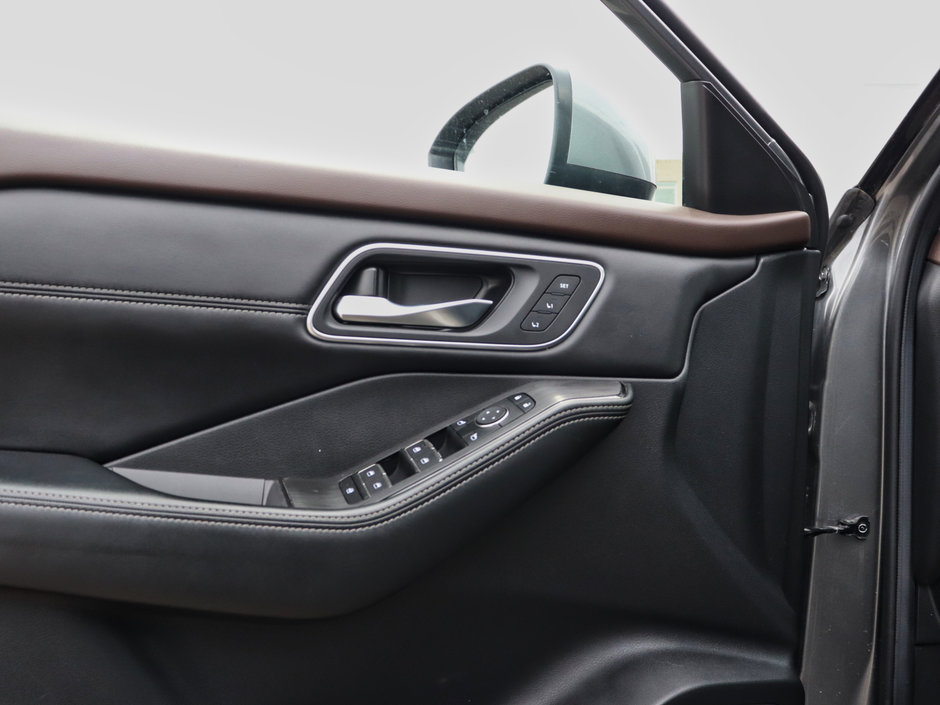 2023 Nissan Rogue Platinum-6