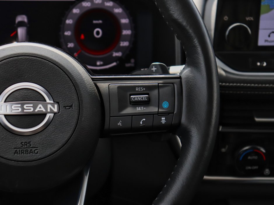 2023 Nissan Rogue Platinum-12