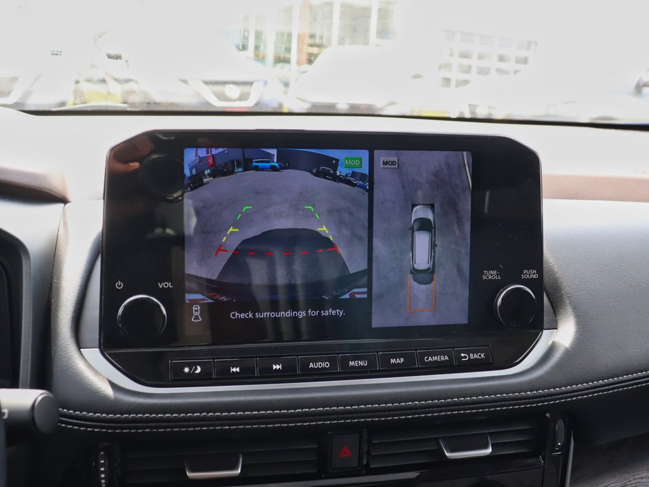 2023 Nissan Rogue Platinum-25