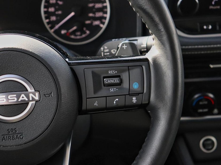 2023 Nissan Rogue SL-12