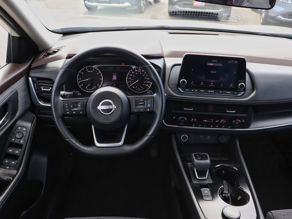 2023 Nissan Rogue SV-14