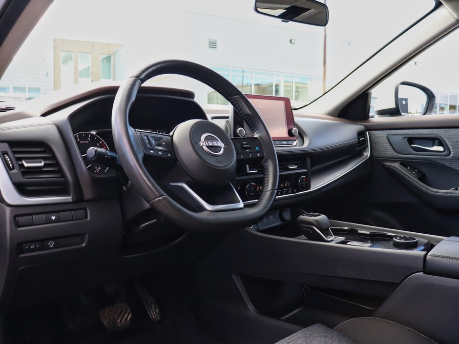 2023 Nissan Rogue SV-7