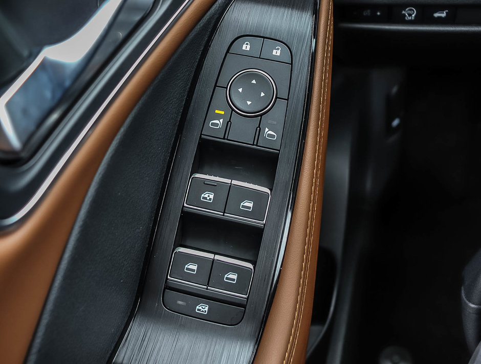 2024 Nissan Rogue Platinum-19