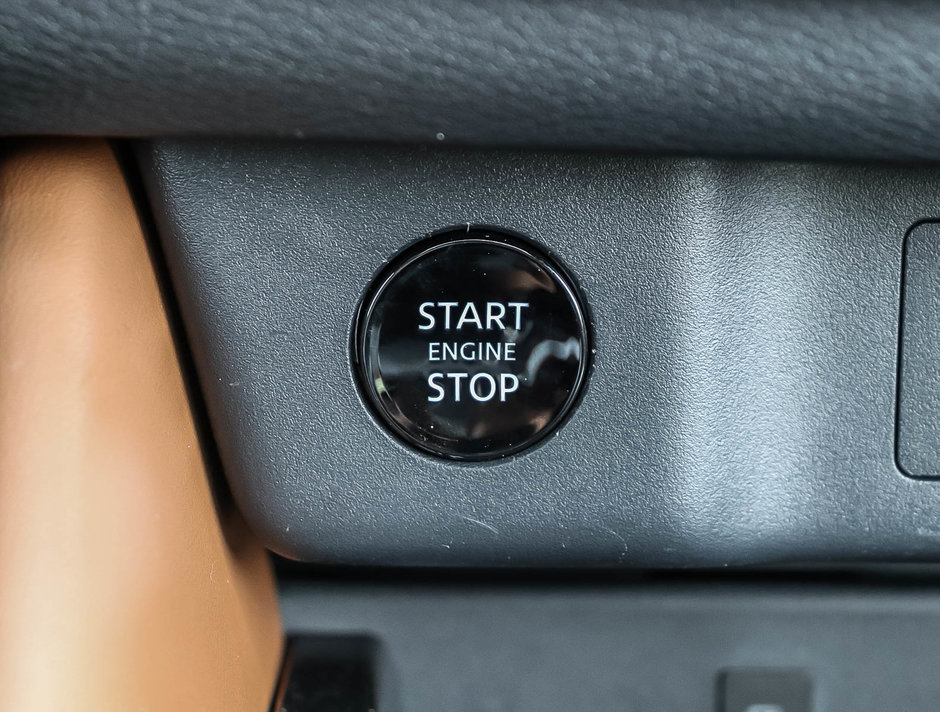 2024 Nissan Rogue Platinum-25