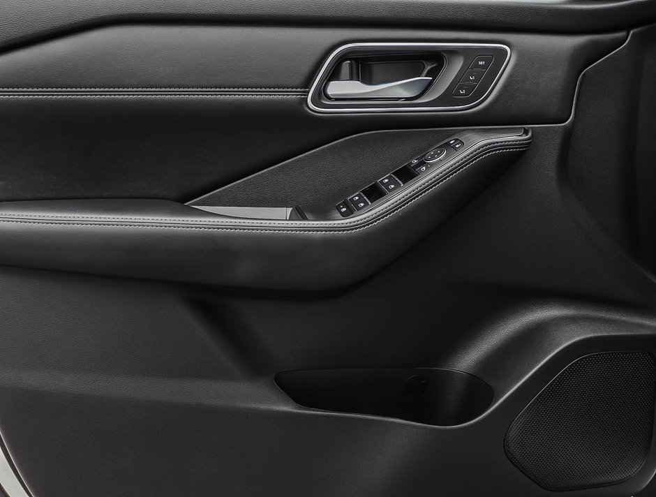 2024 Nissan Rogue Platinum-6