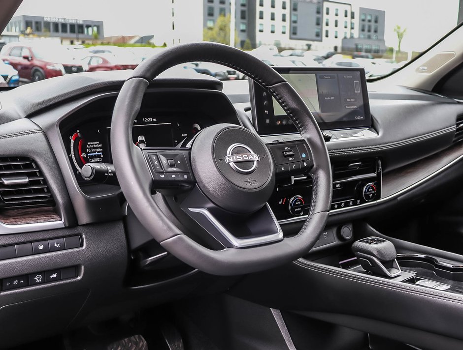 2024 Nissan Rogue Platinum-7