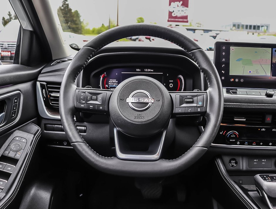 2024 Nissan Rogue Platinum-10