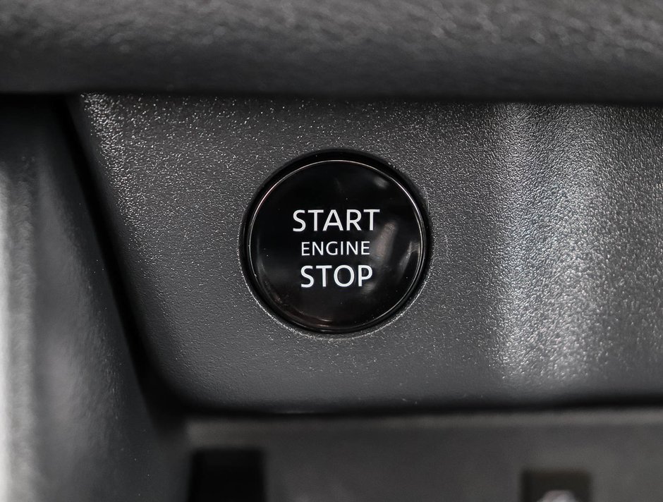 2024 Nissan Rogue Platinum-24