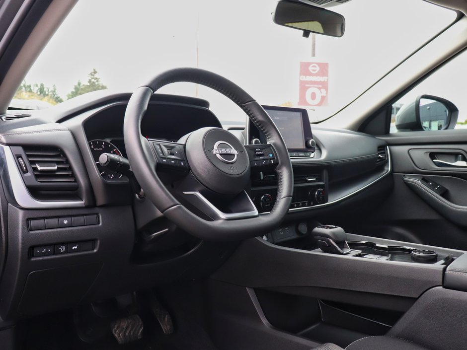 2024 Nissan Rogue SV-7