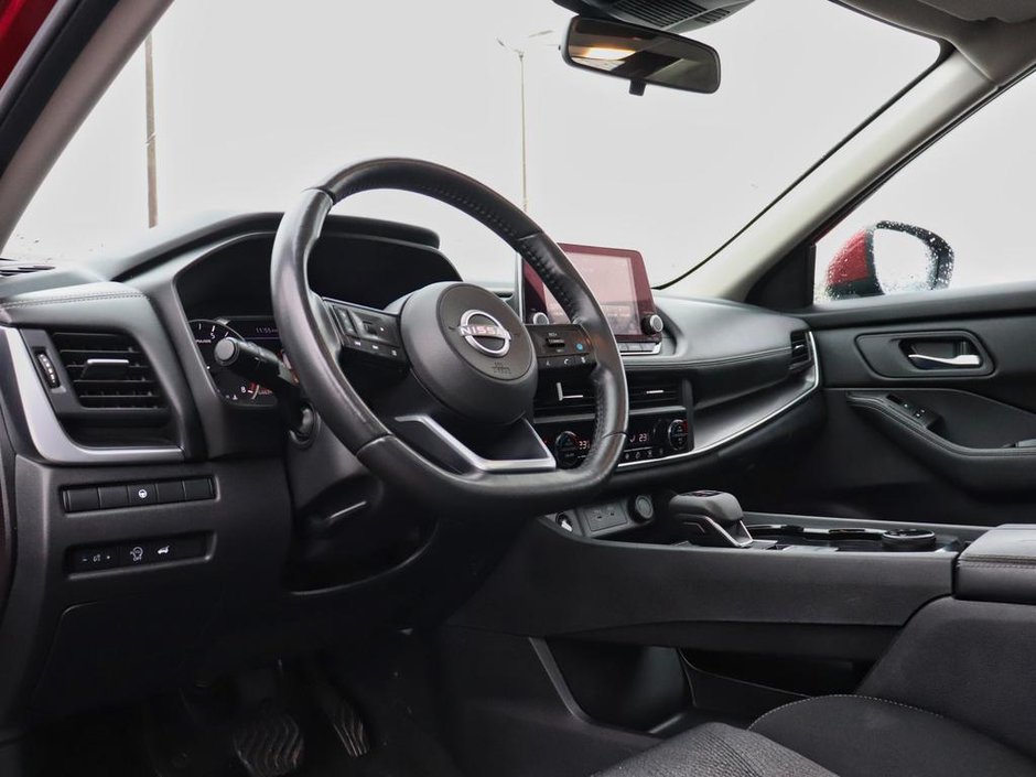 2024 Nissan Rogue SV Moonroof-7