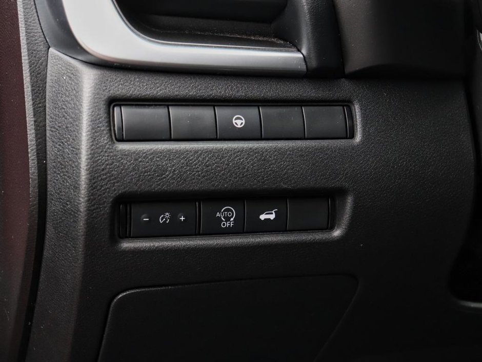 2024 Nissan Rogue SV Moonroof-9