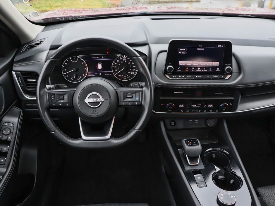 2024 Nissan Rogue SV Moonroof-14