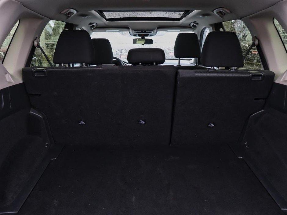 2024 Nissan Rogue SV Moonroof-19