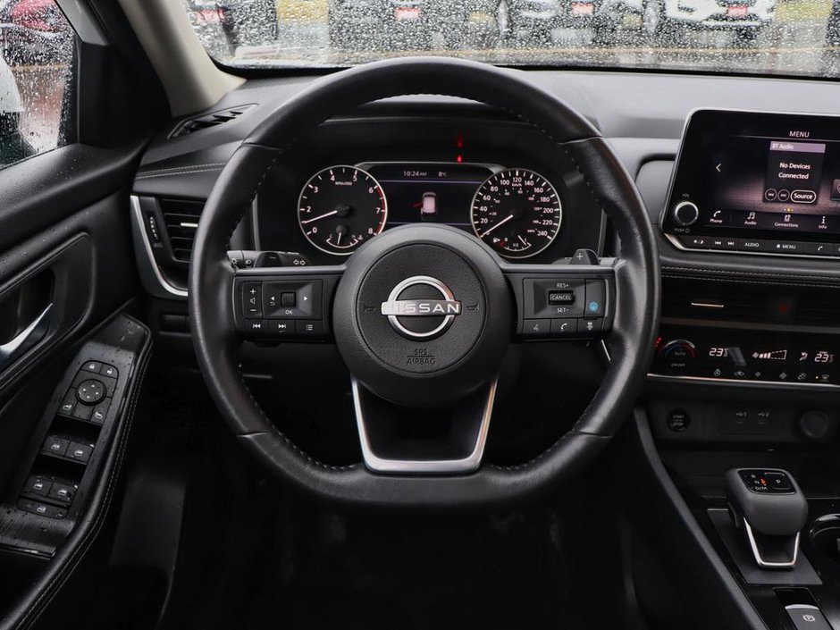 2024 Nissan Rogue SV Moonroof-9