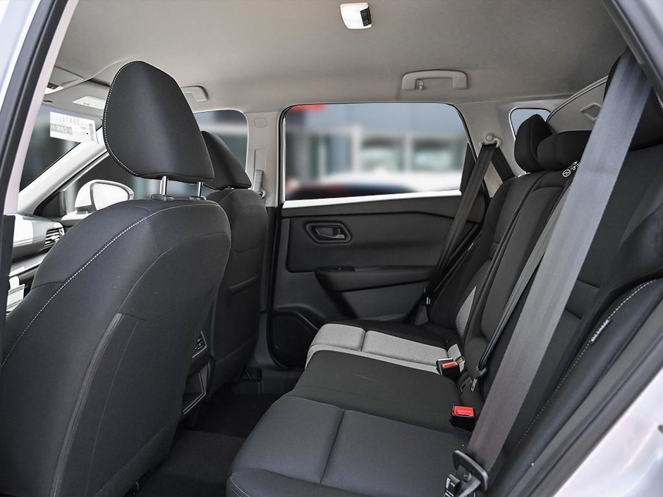 2025 Nissan Rogue S-18