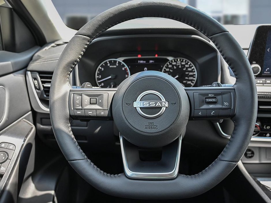 2025 Nissan Rogue S-10