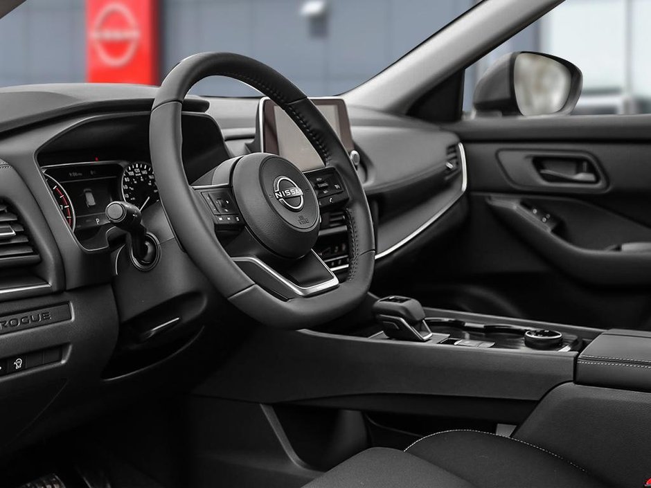 2025 Nissan Rogue S-11