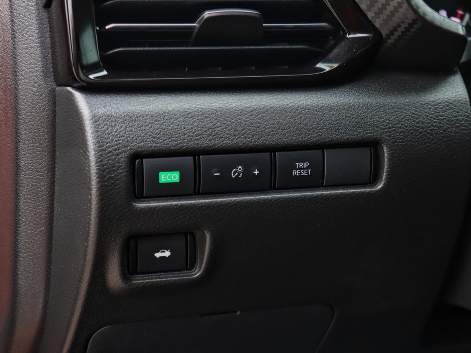 2020 Nissan Sentra SR-8