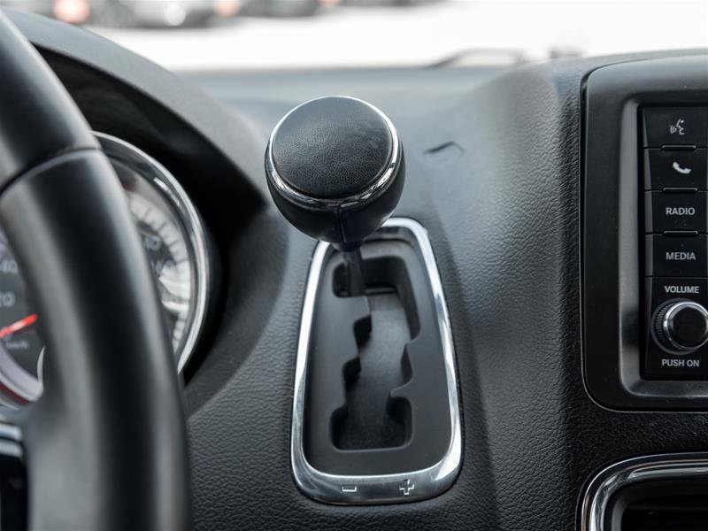 2019 Dodge Grand Caravan SXT Premium Plus-14
