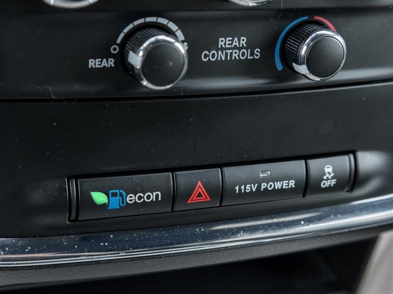 2019 Dodge Grand Caravan SXT Premium Plus-16