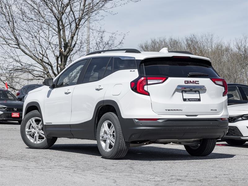 2022 GMC Terrain SLE-4