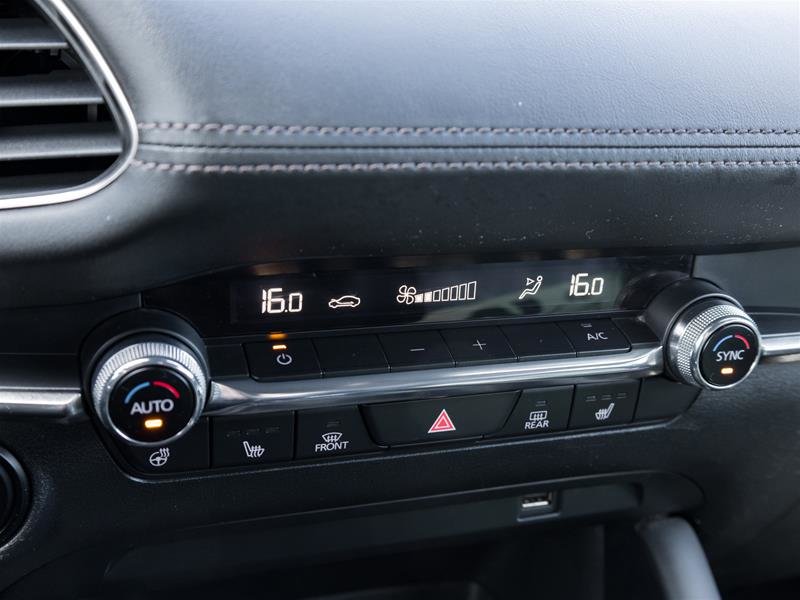 2019 Mazda 3 Sport GS-16