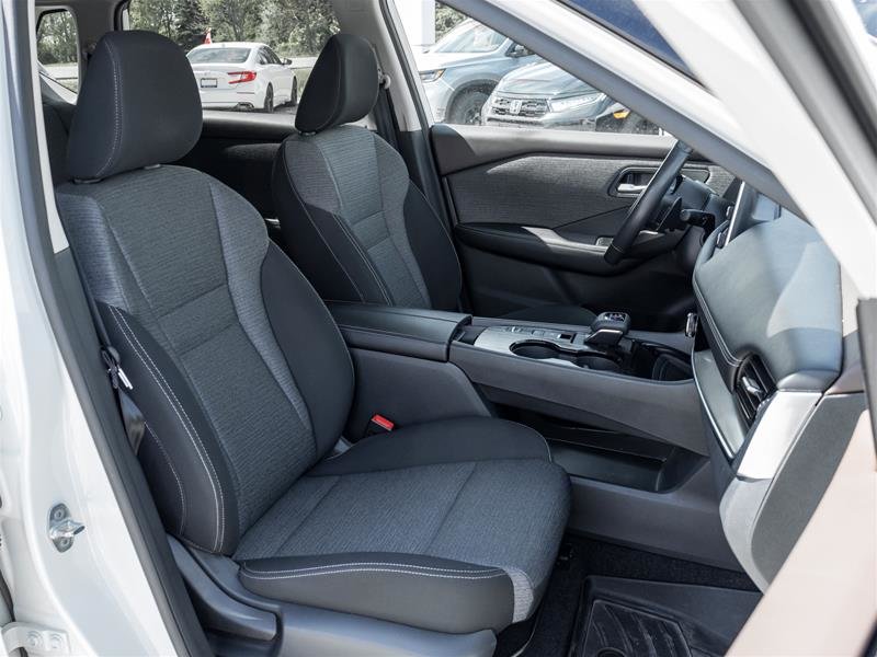 2021 Nissan Rogue SV-19