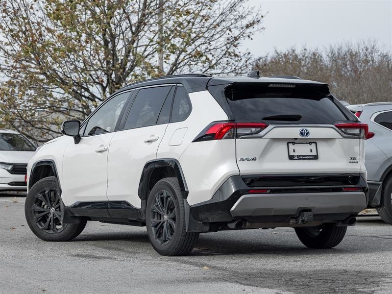 2022 Toyota RAV4 Hybrid XSE-4