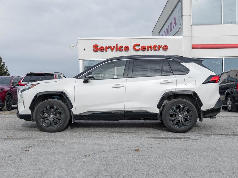 2022 Toyota RAV4 Hybrid XSE-2