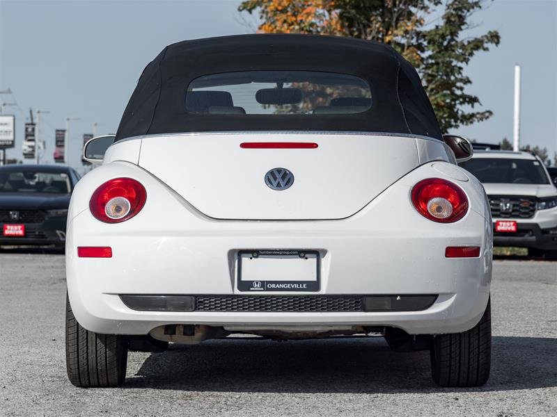 2010 Volkswagen New Beetle Convertible Comfortline-5