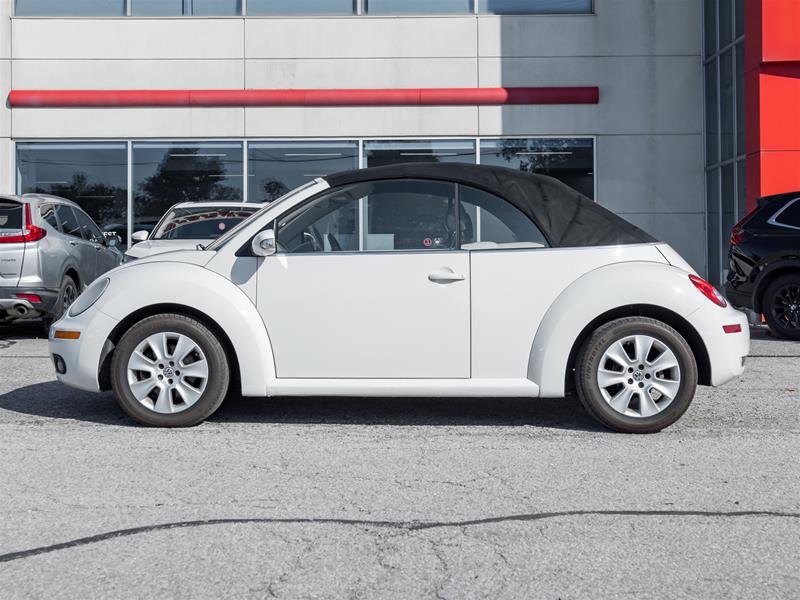 2010 Volkswagen New Beetle Convertible Comfortline-2