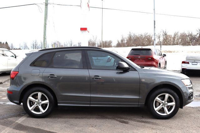 2017 Audi Q5 2.0T Technik S-Line, Quattro, 2 Sets of Wheels, Leather Heated Seats, Sunroof, Navigation-3