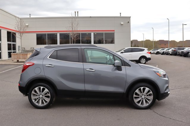 2020 Buick Encore Preferred All Wheel Drive, Apple Carplay, Android Auto, Back-Up Cam, 2 Sets of Wheels, Clean Carfax-3