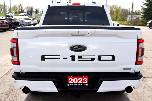 2023 Ford F-150 LARIAT 4x4 Crewmax, Low KM!! Clean Carfax, Leather Heated / Ventilated Seats, Panoramic Sunroof, Nav-2