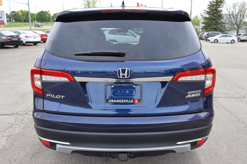 2021 Honda Pilot Touring AWD, 8 Pass, One Owner, Clean Carfax, Leather Heated Seats, Overhead Blu-Ray Player, Sunroof-2