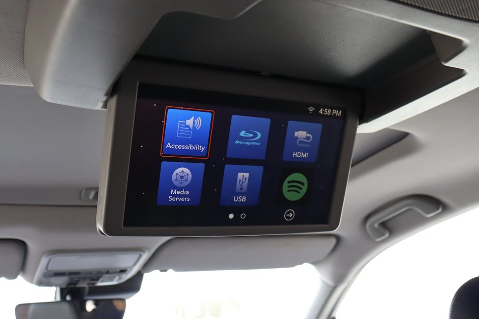 2021 Honda Pilot Touring AWD, 8 Pass, One Owner, Clean Carfax, Leather Heated Seats, Overhead Blu-Ray Player, Sunroof-15
