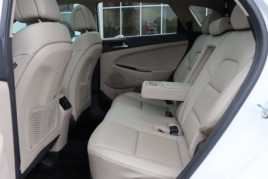 2017 Hyundai Tucson Luxury AWD, Clean Carfax, Safety Certified, Leather Heated Seats / Steering, Panoramic Sunroof, Nav-7