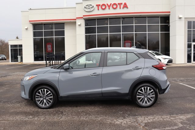 2021 Nissan KICKS SV, Heated Front Seats / Steering, Blind Spot Monitor, Winter Tires, Clean Carfax-1