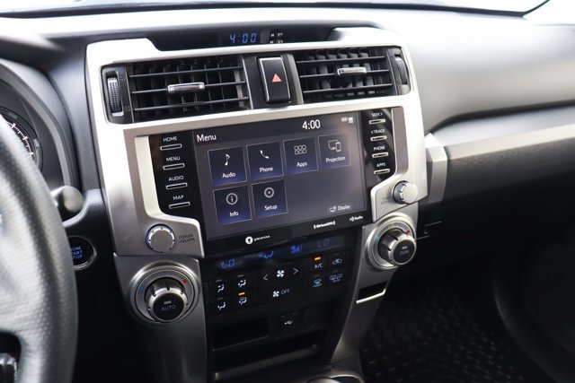 2022 Toyota 4Runner SR5 4x4 7 Passengers, Clean Carfax, Leather Heated Seats, Sunroof, Android Auto, Apple Carplay-14