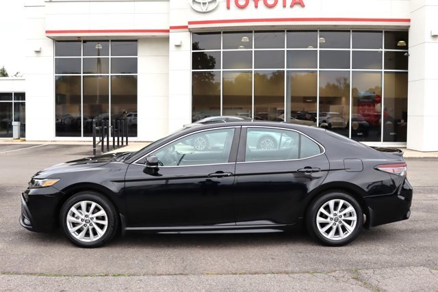 2023 Toyota Camry SE, Low KM! Heated Seats / Steering, Android Auto, Apple Carplay, Adaptive Cruise-1