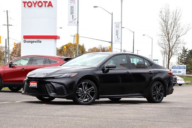 2025 Toyota Camry XSE Hybrid Electric AWD, Low KM!! Leather Heated / Ventilated Seats, Panoramic Sunroof, 360 Camera-0