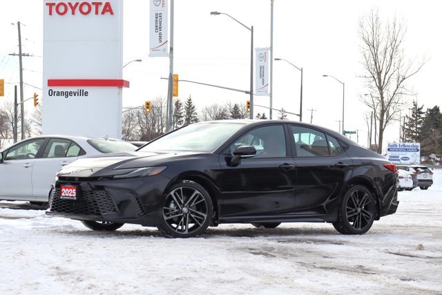 2025 Toyota Camry XSE Hybrid Electric AWD, Low KM!! Leather Heated / Ventilated Seats, Panoramic Sunroof, 360 Camera-0